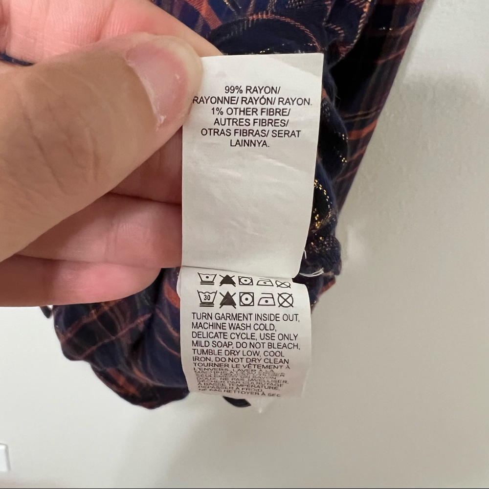 Lucky Brand Navy and Red Plaid Top with metallic gold threads #sh0073 - Picture 11 of 11